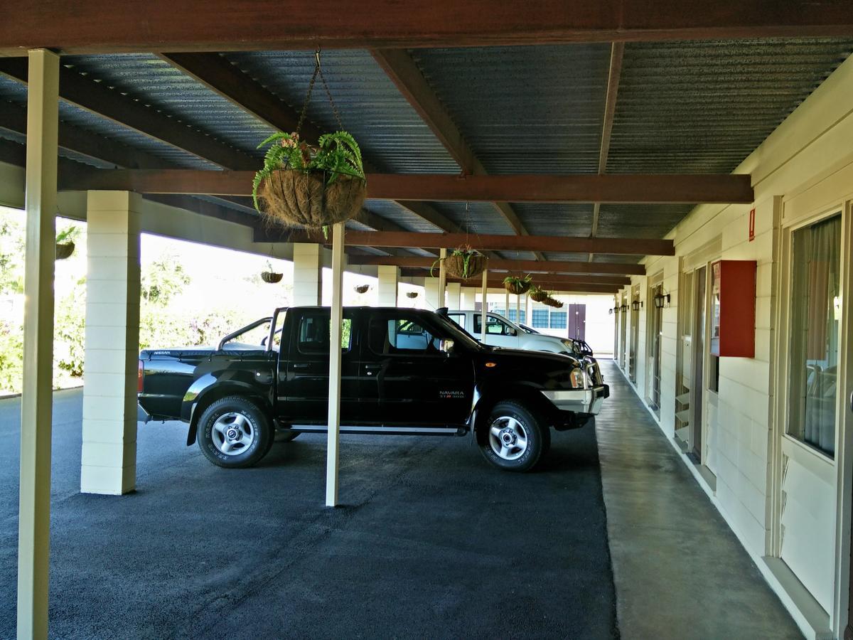 Cairns Motor Inn Экстерьер фото