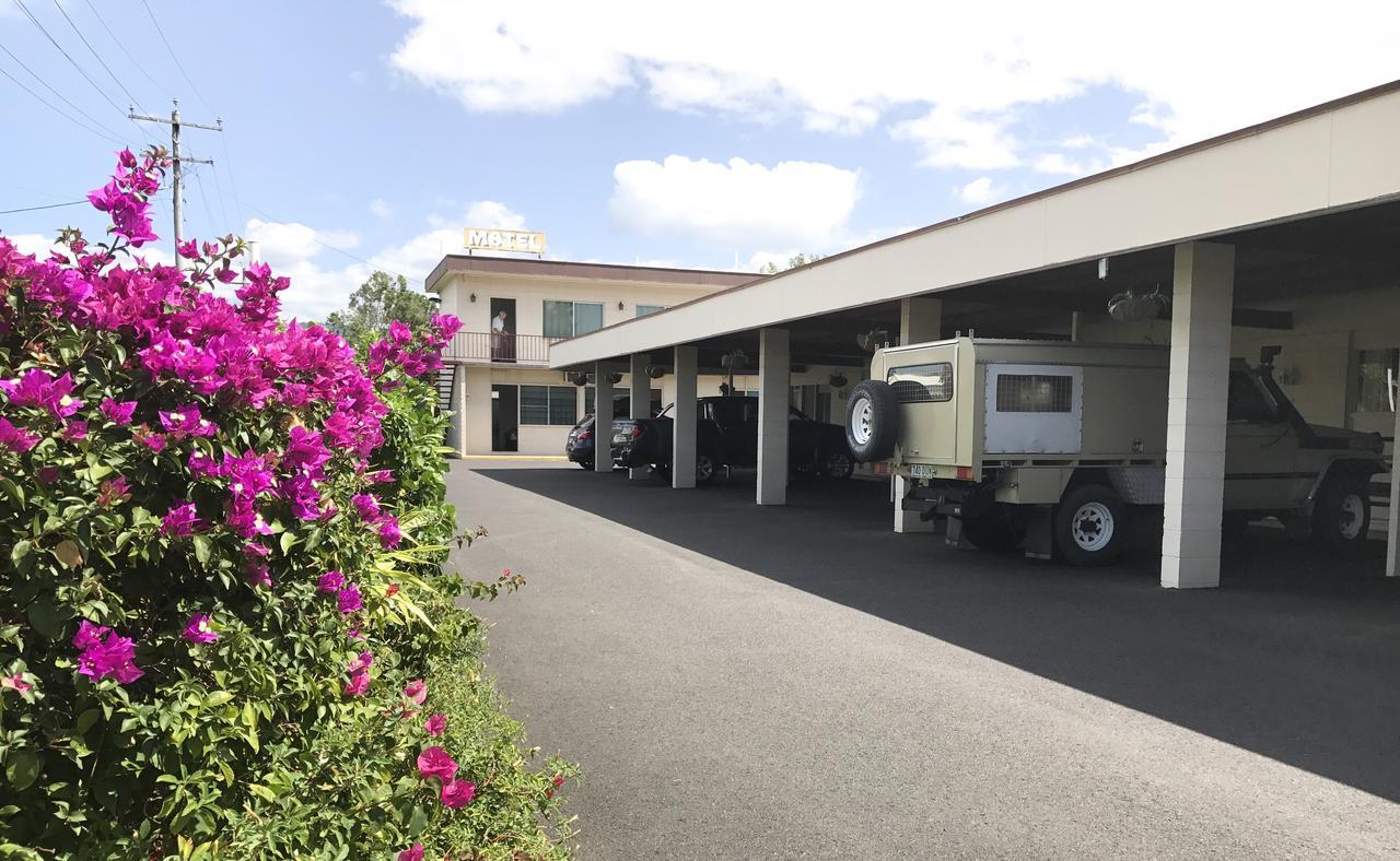 Cairns Motor Inn Экстерьер фото