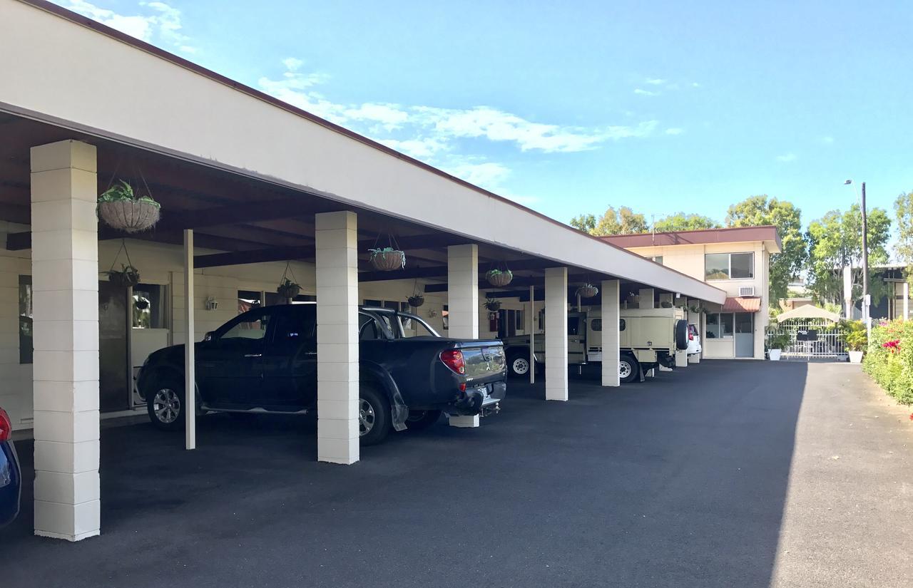 Cairns Motor Inn Экстерьер фото